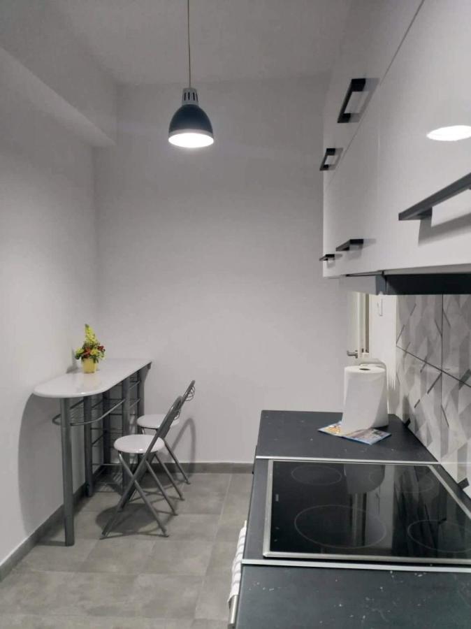 A Convenient Apartment In The Heart Of Athene Buitenkant foto