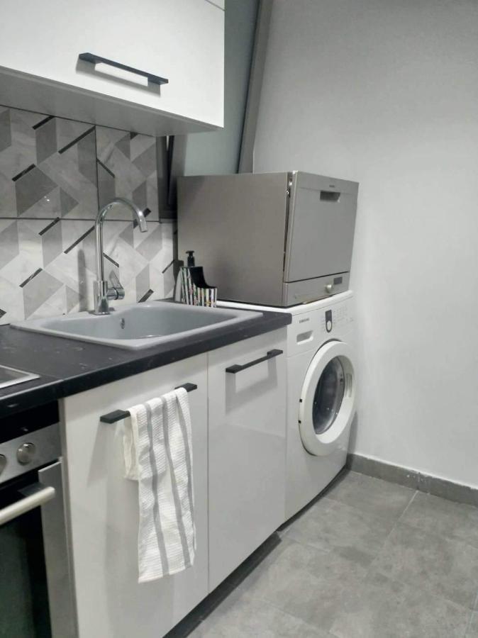 A Convenient Apartment In The Heart Of Athene Buitenkant foto